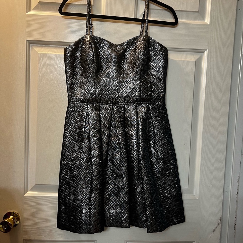 Dress Guess Silver size 10 like new condition!
